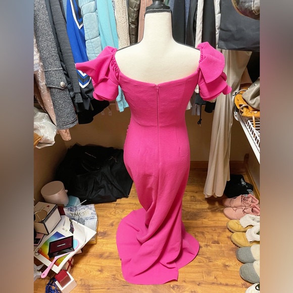 Authentic Dolce & Gabbana RARE RUNWAY Pink Exaggerated Sleeve Formal Gown /Dress - Picture 13 of 15